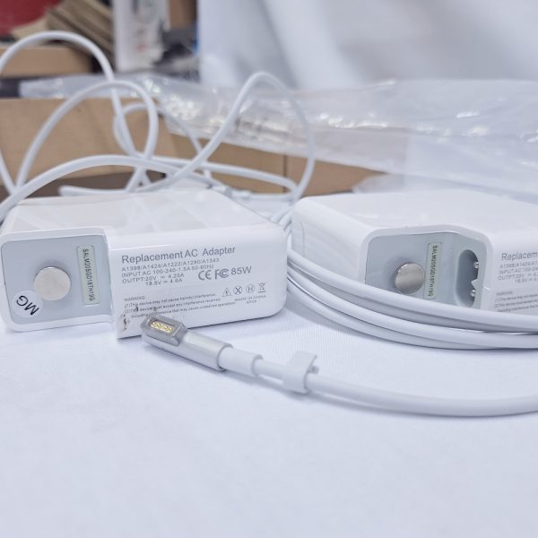 Macbook Pro 85W L Tip  shape magsafe 1