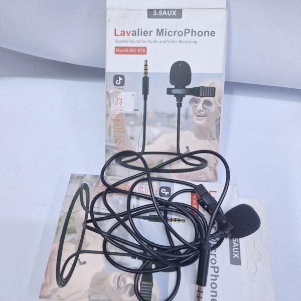 Aux Lavelier lapel microphone for use with your phone