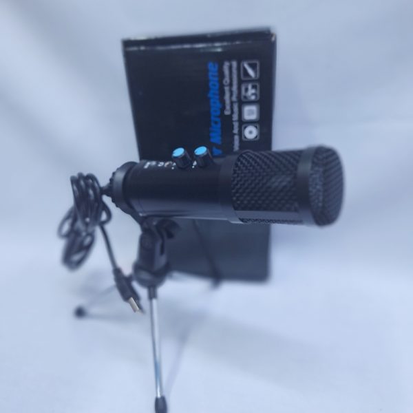 usb condenser studio microphone with tripod stand & voice , Echo, mute  knob and jack port