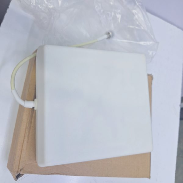 Planar Mushroom indoor  GSM signal booster antenna